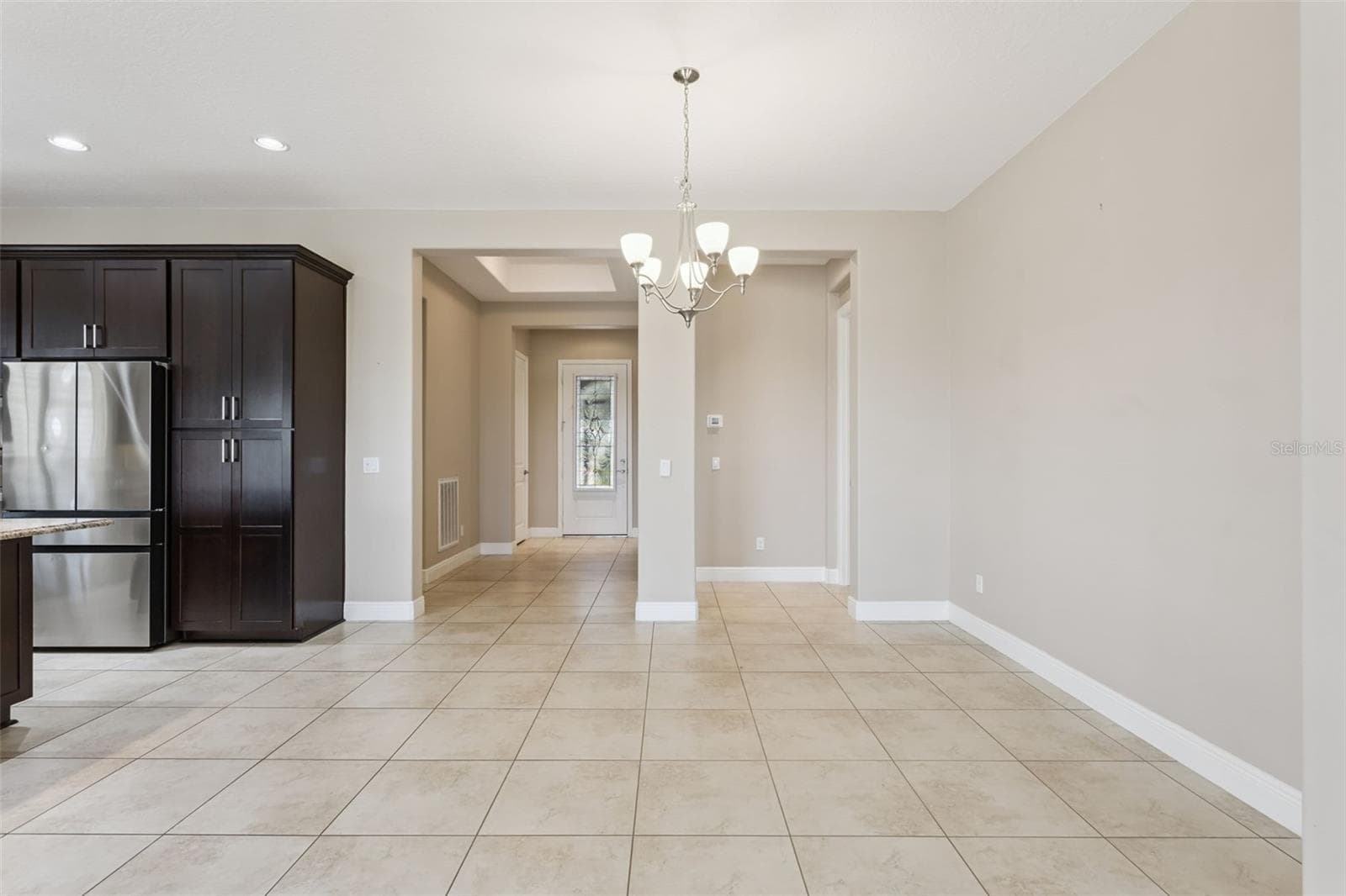 Single Family Residence at 290 SILVER MAPLE RD, GROVELAND, photo 6 of 59