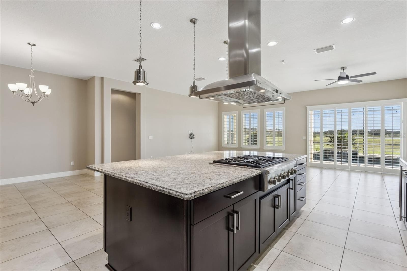 Single Family Residence at 290 SILVER MAPLE RD, GROVELAND, photo 10 of 59