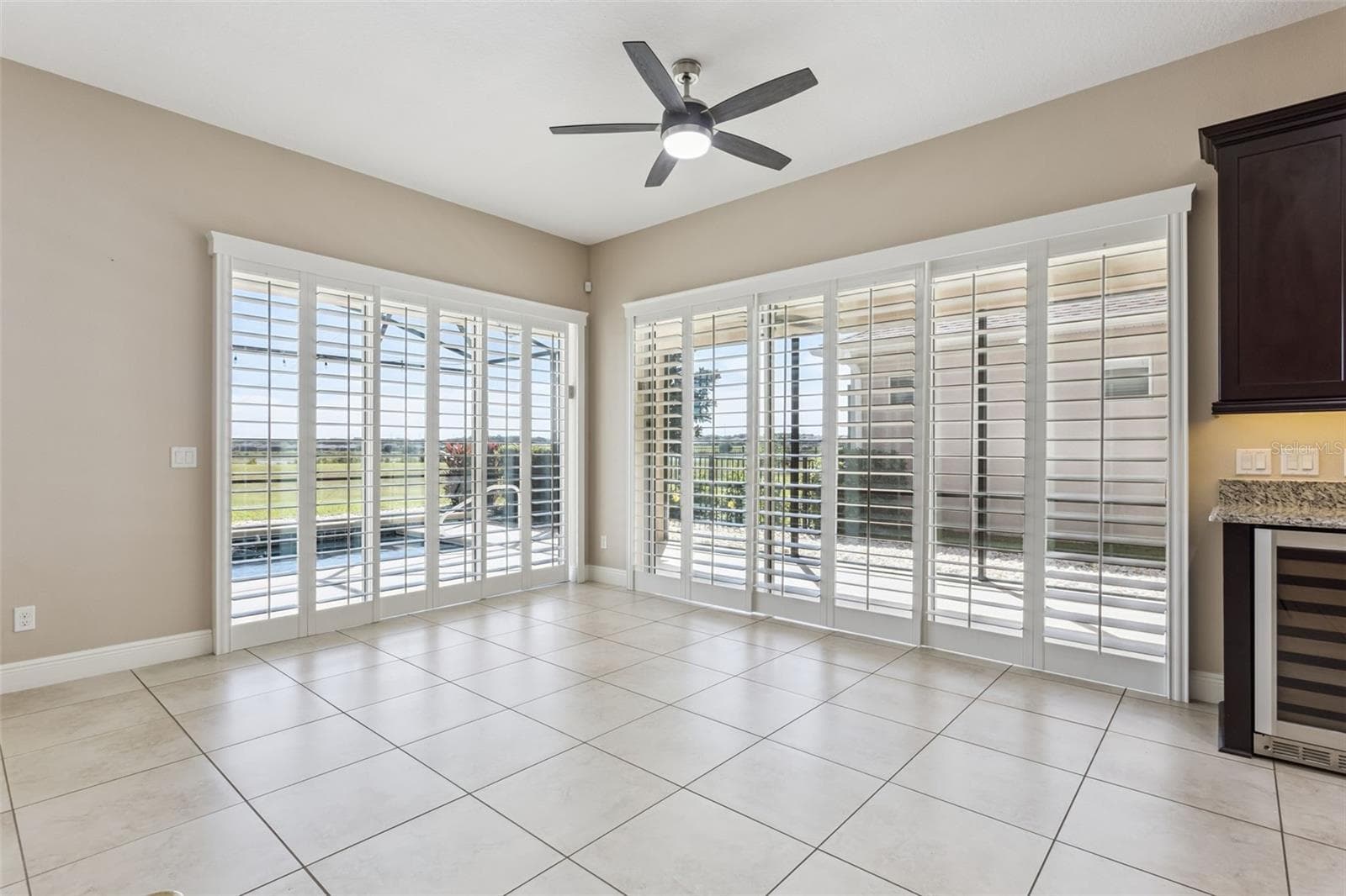 Single Family Residence at 290 SILVER MAPLE RD, GROVELAND, photo 14 of 59