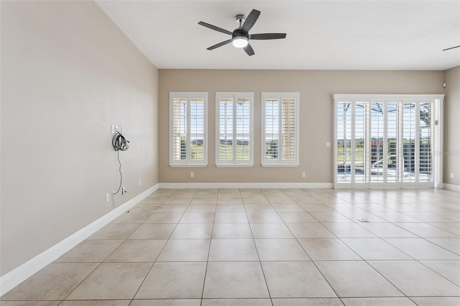 Single Family Residence at 290 SILVER MAPLE RD, GROVELAND, photo 15 of 59