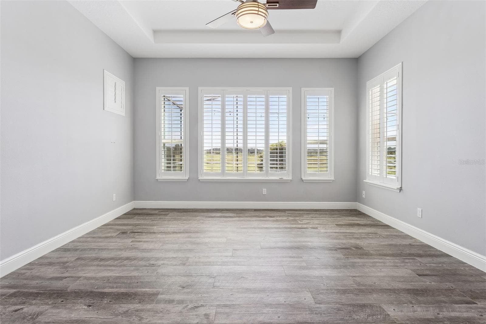 Single Family Residence at 290 SILVER MAPLE RD, GROVELAND, photo 20 of 59