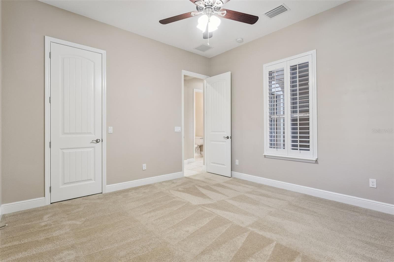 Guest Room - 290 SILVER MAPLE RD, GROVELAND