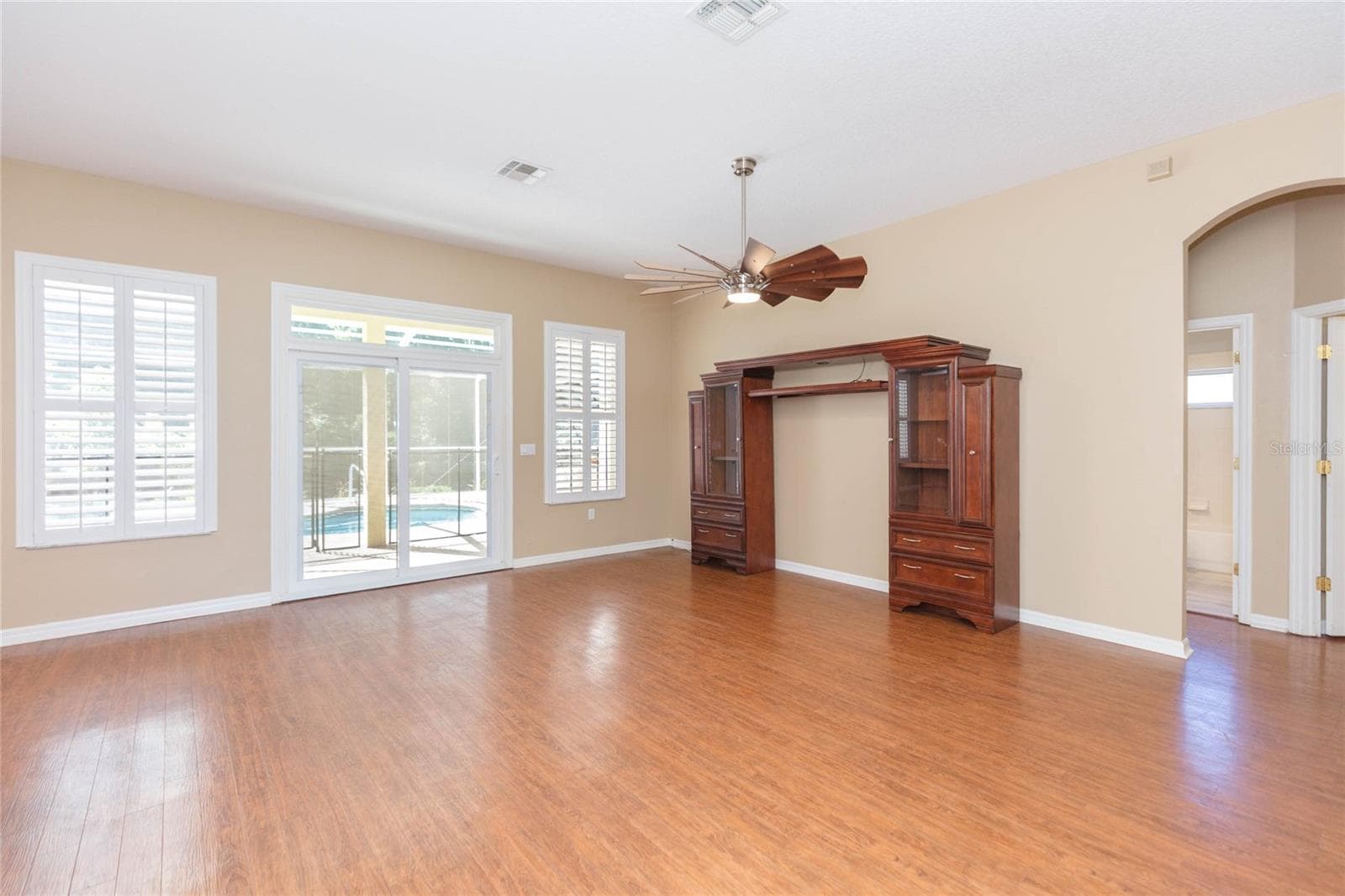 Single Family Residence at 11730 LAKEVIEW DR, NEW PORT RICHEY, photo 16 of 57