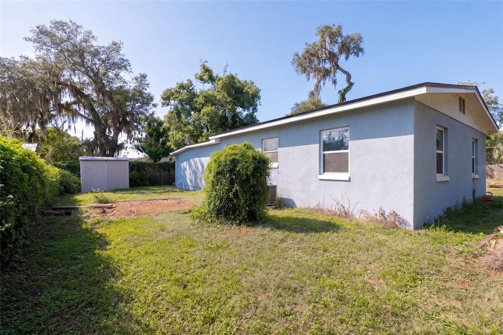 Single Family Residence at 526 E JESSUP AVE, LONGWOOD, photo 10 of 24