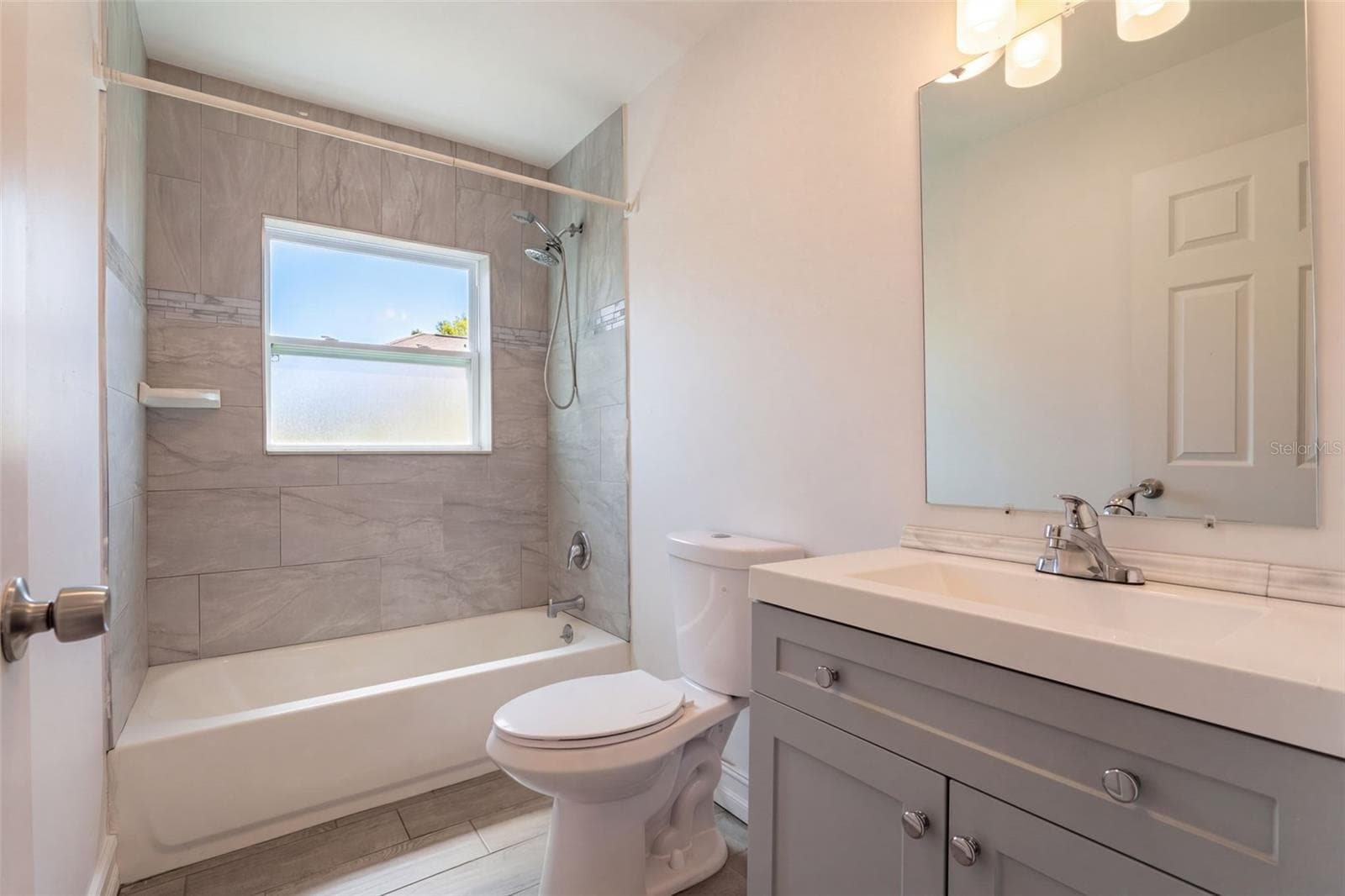 Bathroom 2 - 526 E JESSUP AVE, LONGWOOD