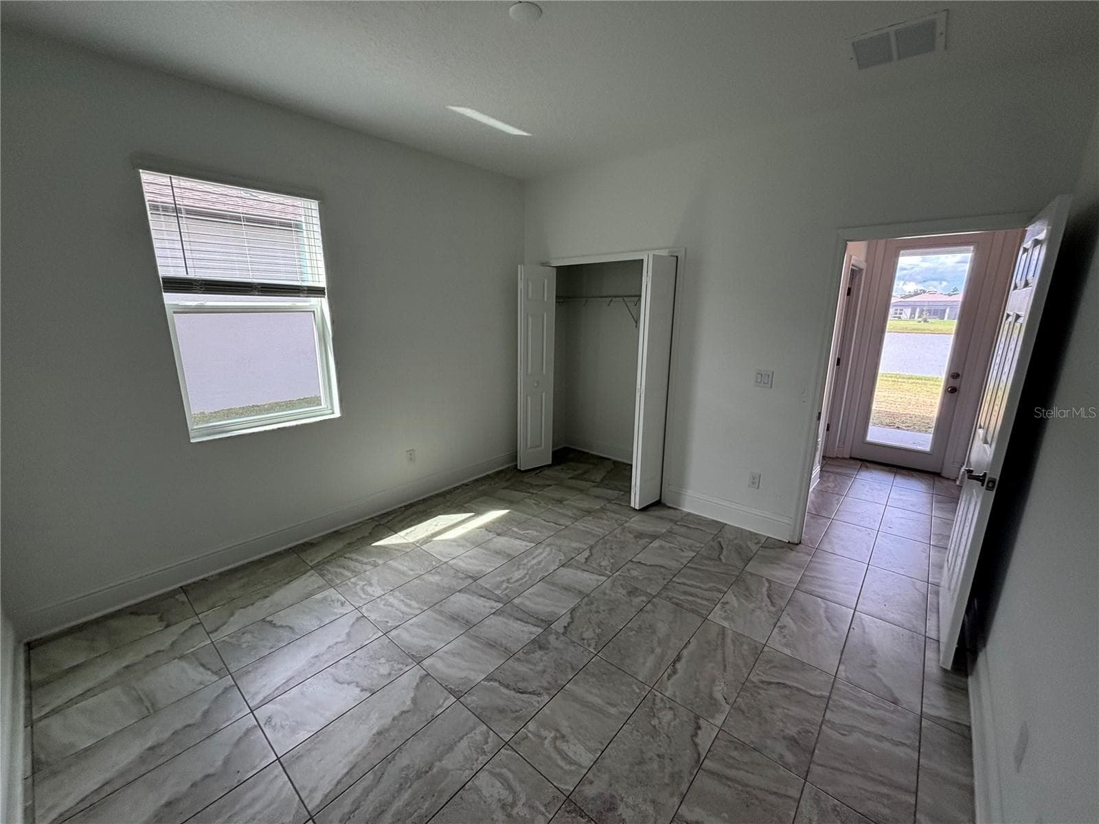 Single Family Residence at 12964 WILLOW GROVE DR, RIVERVIEW, photo 6 of 31