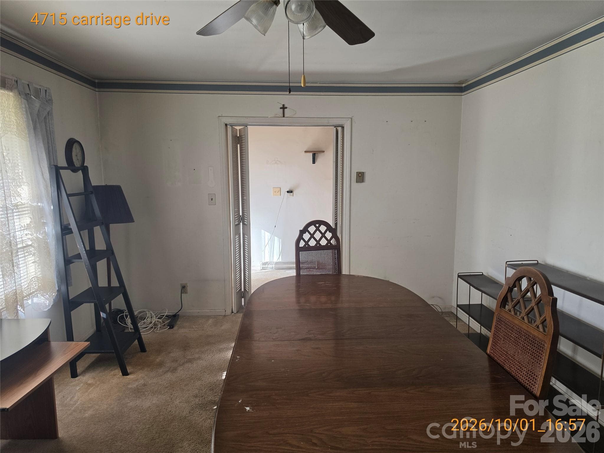 Single Family Residence at 4715 Carriage Drive Circle, Charlotte, photo 6 of 16
