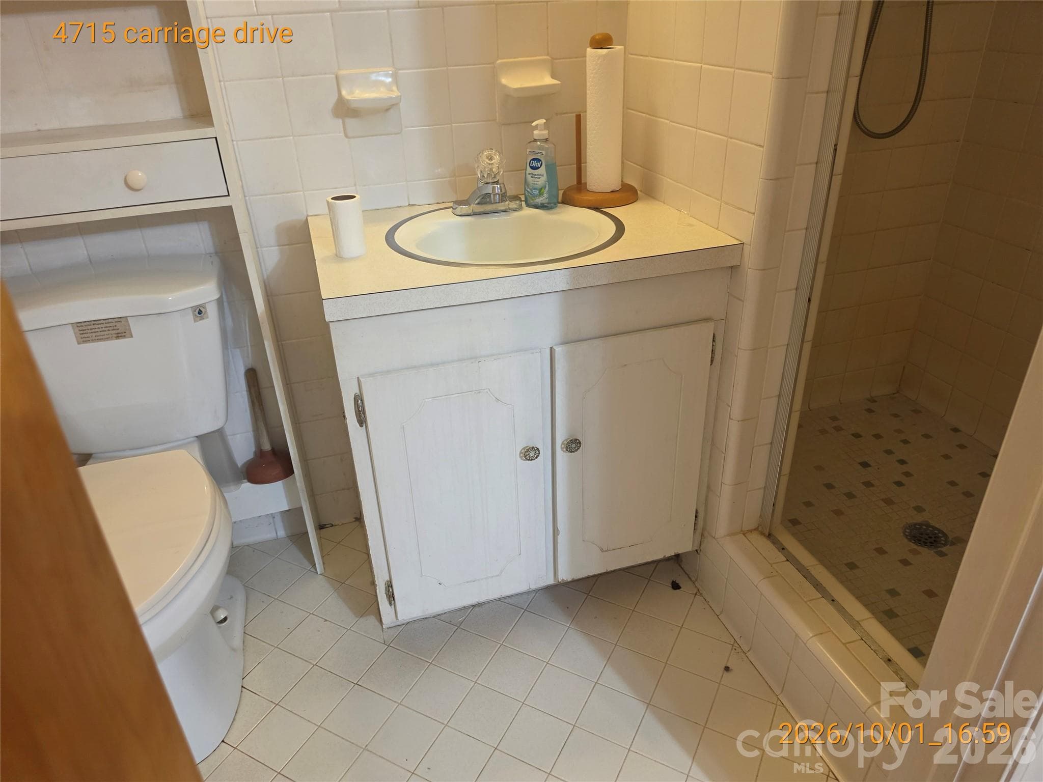 Single Family Residence at 4715 Carriage Drive Circle, Charlotte, photo 13 of 16