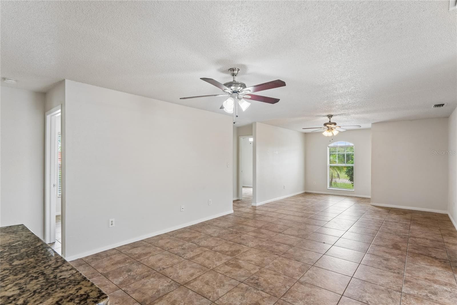 Single Family Residence at 8405 N 37TH ST, TAMPA, photo 3 of 26