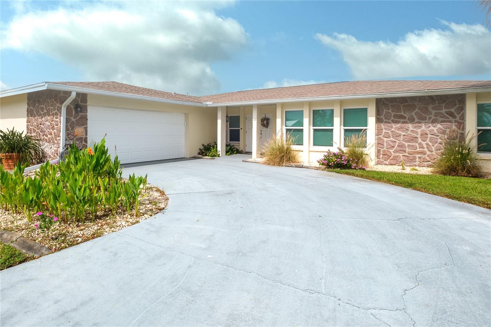 Front - 114 CADDY RD, ROTONDA WEST