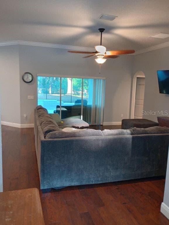Single Family Residence at 427 CAROLINA AVE, LADY LAKE, photo 7 of 31