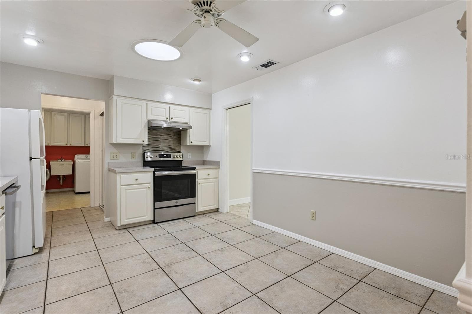 Single Family Residence at 260 E HORNBEAM DR, LONGWOOD, photo 18 of 56
