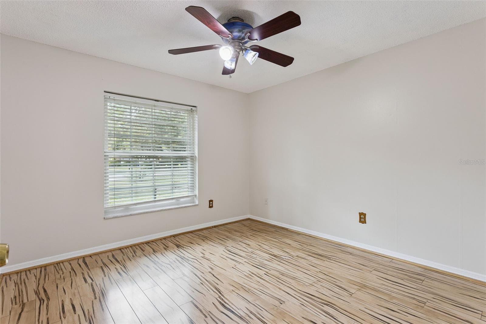Single Family Residence at 260 E HORNBEAM DR, LONGWOOD, photo 42 of 56