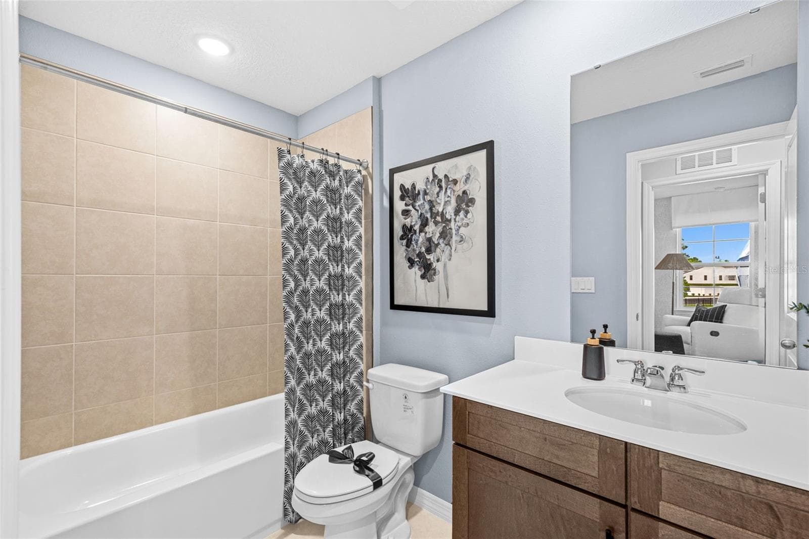 Townhouse at 669 FLORIDA ELM CT, DELAND, photo 18 of 24