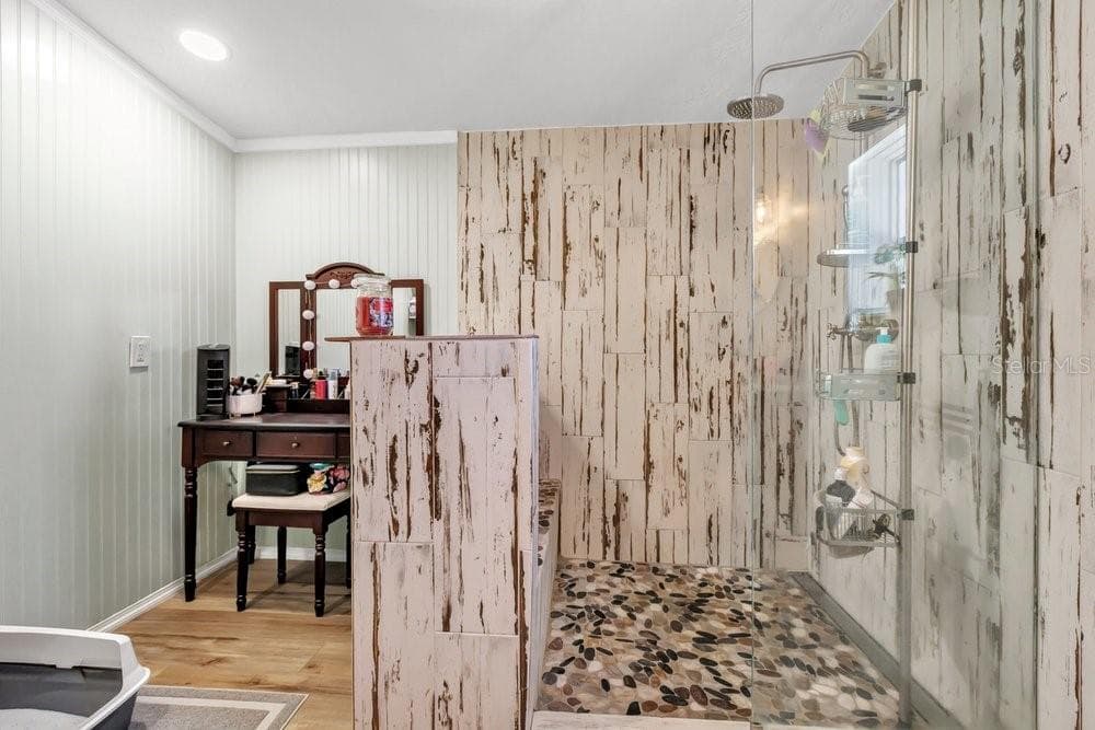 Master Bath - 3688 PIONEER TRAILS BLVD E, LAKELAND