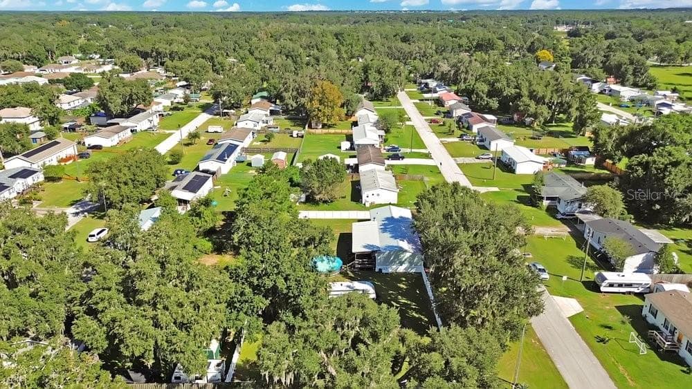 Manufactured Home at 3688 PIONEER TRAILS BLVD E, LAKELAND, photo 34 of 39