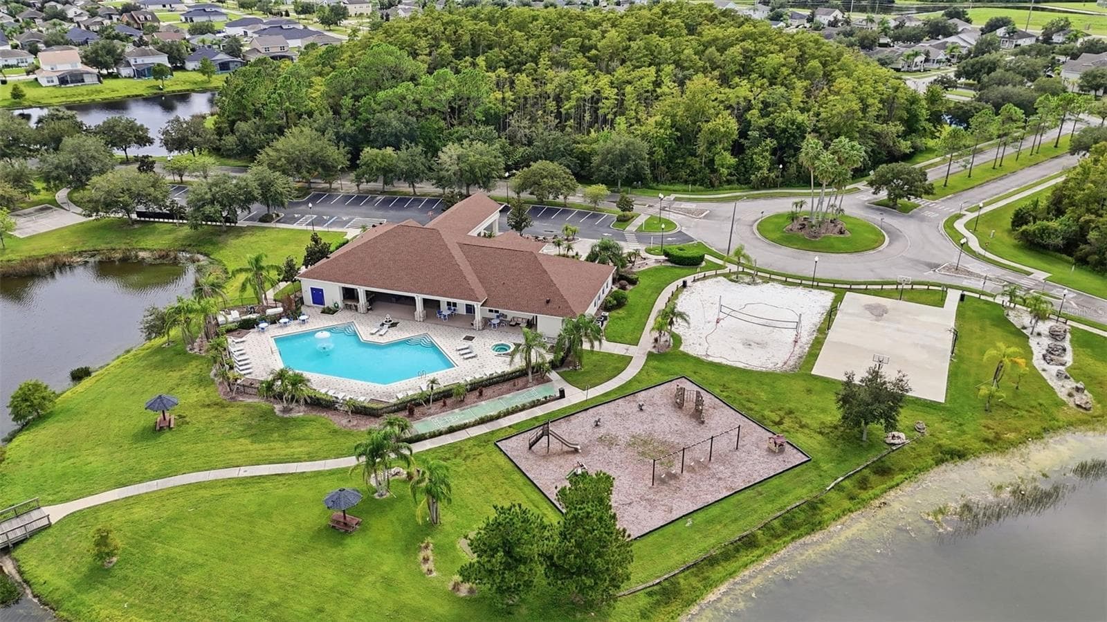 Clubhouse/Amenities - 4994 TOWN TER N, KISSIMMEE