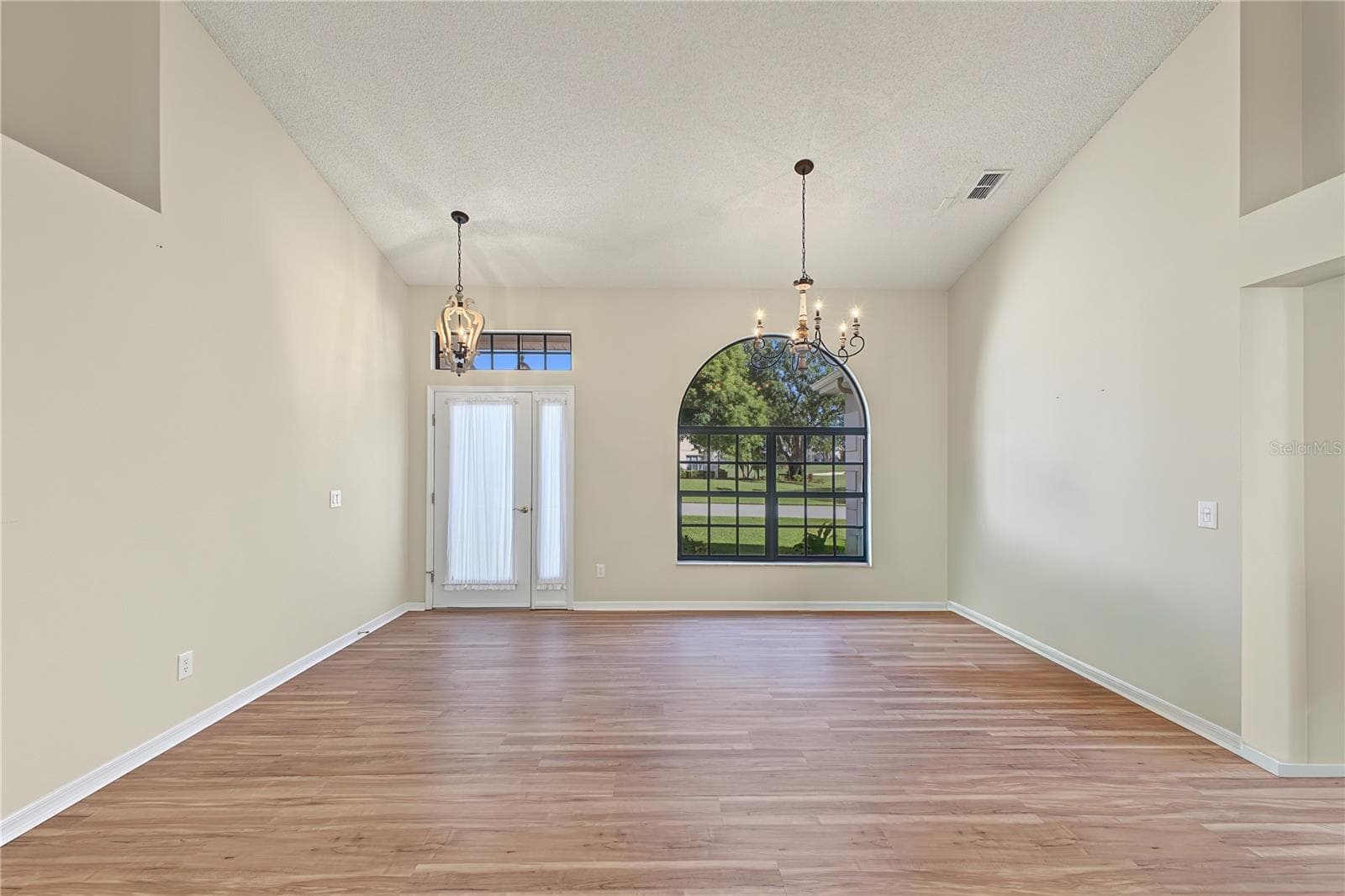 Single Family Residence at 7360 CLEARMEADOW DR, SPRING HILL, photo 9 of 80