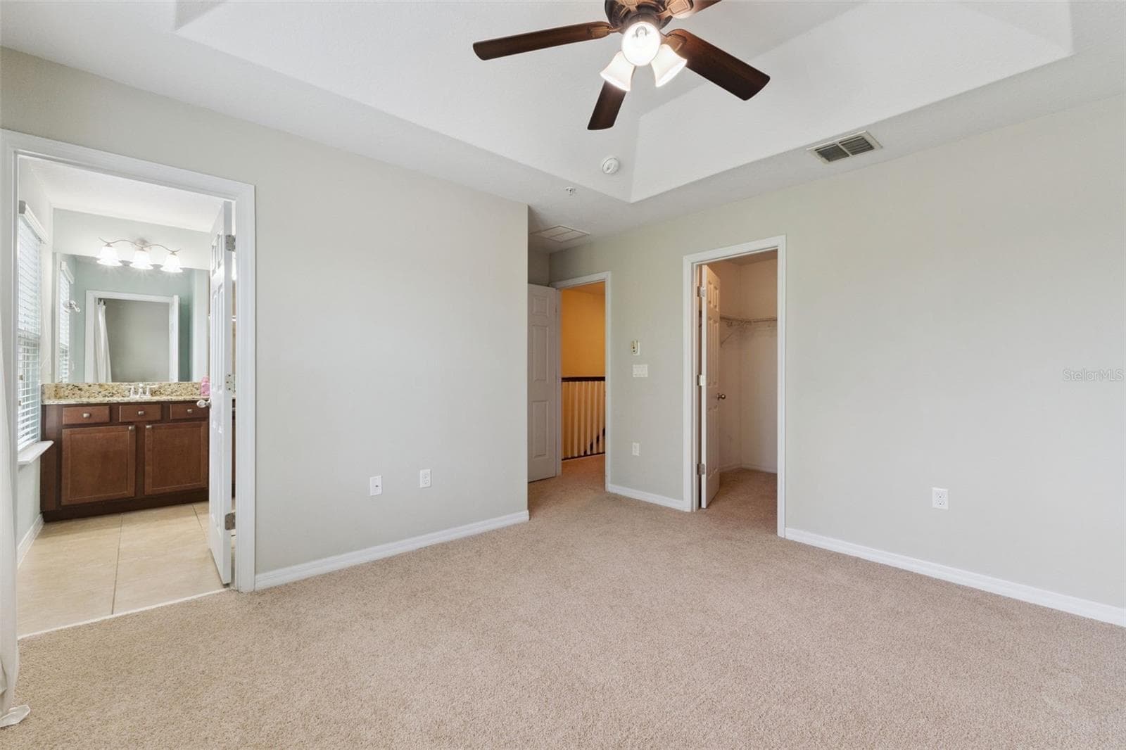Primary Bedroom to Primary Bath and Walk-in Closet - 1436 WINTER WHARF LN, WINTER SPRINGS