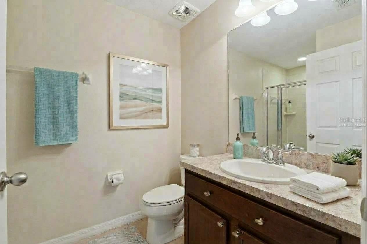 Virtually Staged Third Ensuite Bathroom - 1436 WINTER WHARF LN, WINTER SPRINGS