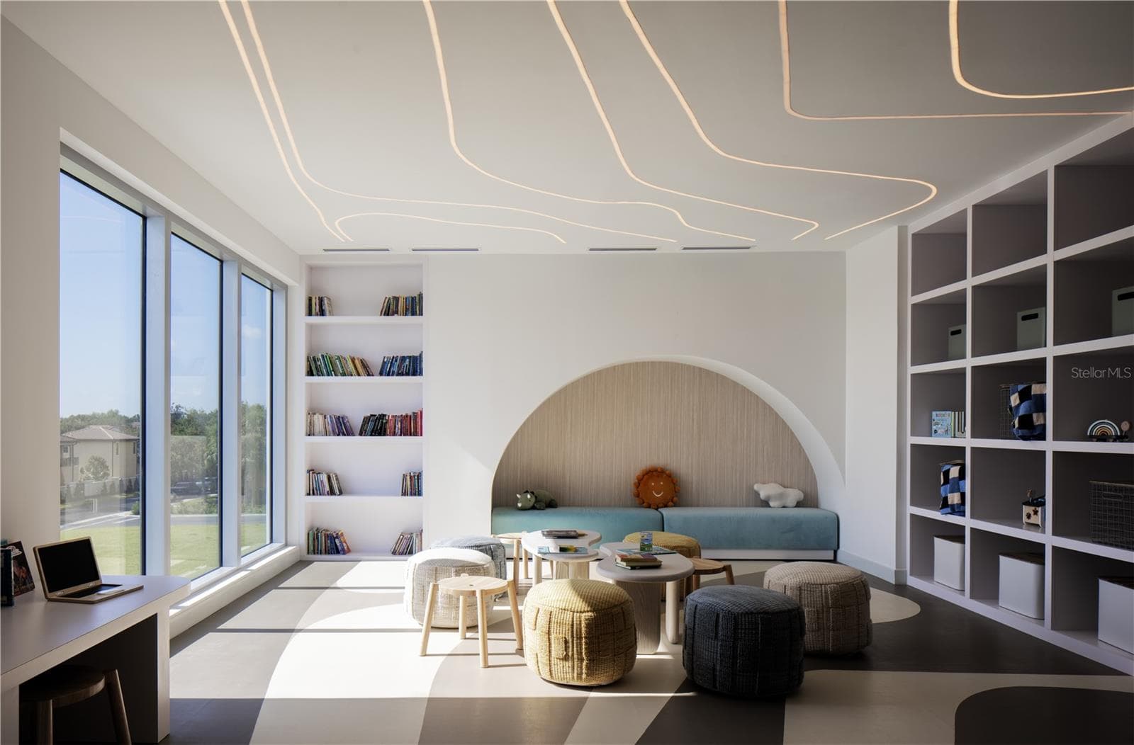 Condominium at 5713 BOWEN DANIEL DR #602, TAMPA, photo 11 of 39
