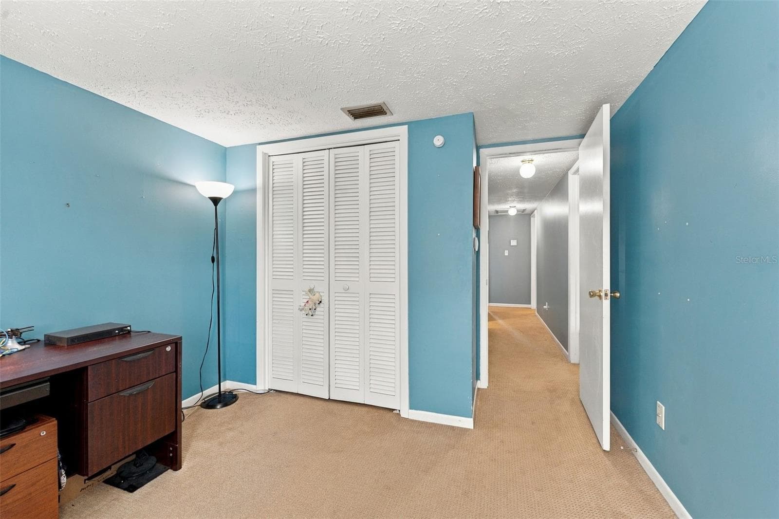 Single Family Residence at 15801 COUNTRY LAKE DR, TAMPA, photo 27 of 50