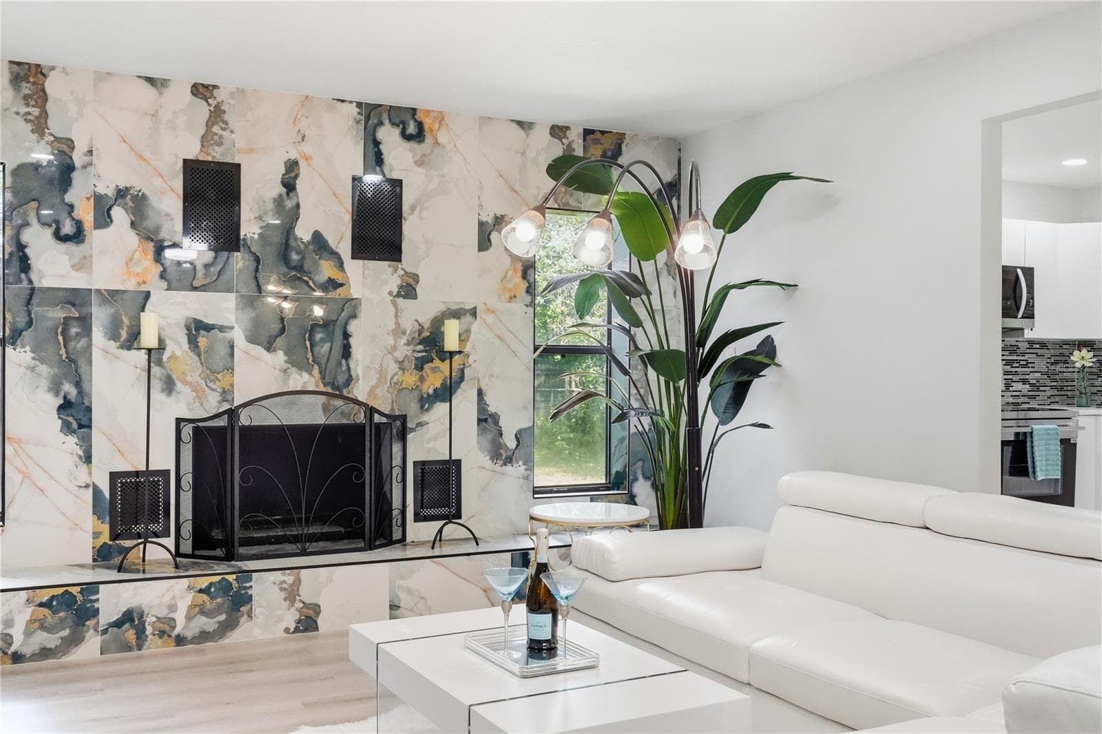 Stunning Feature Wall - Fireplace with "Heatilator" Wall Vents - 1721 DORCHESTER RD, CLEARWATER