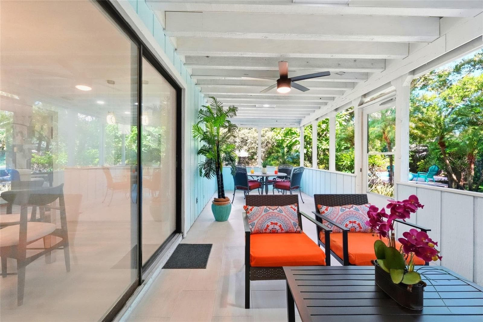Large 26x10 Screened Lanai - 1721 DORCHESTER RD, CLEARWATER