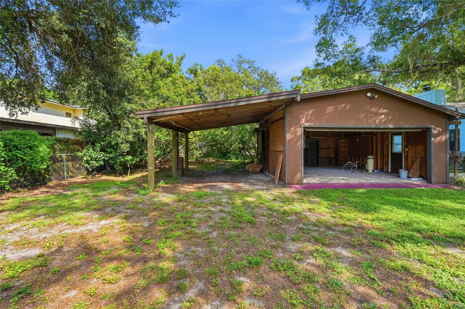 Detached 2-Car Garage with additional Carport Space - 1721 DORCHESTER RD, CLEARWATER