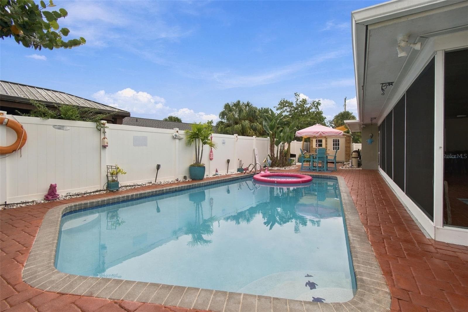 Single Family Residence at 8401 BOULDER PL, TAMPA, photo 25 of 28