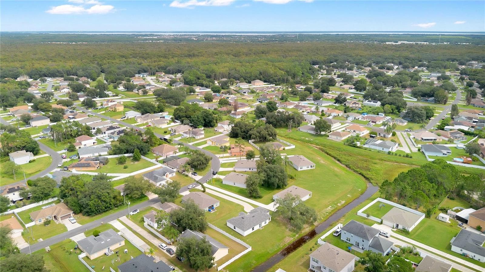 Single Family Residence at 658 COTULLA DR, KISSIMMEE, photo 31 of 34