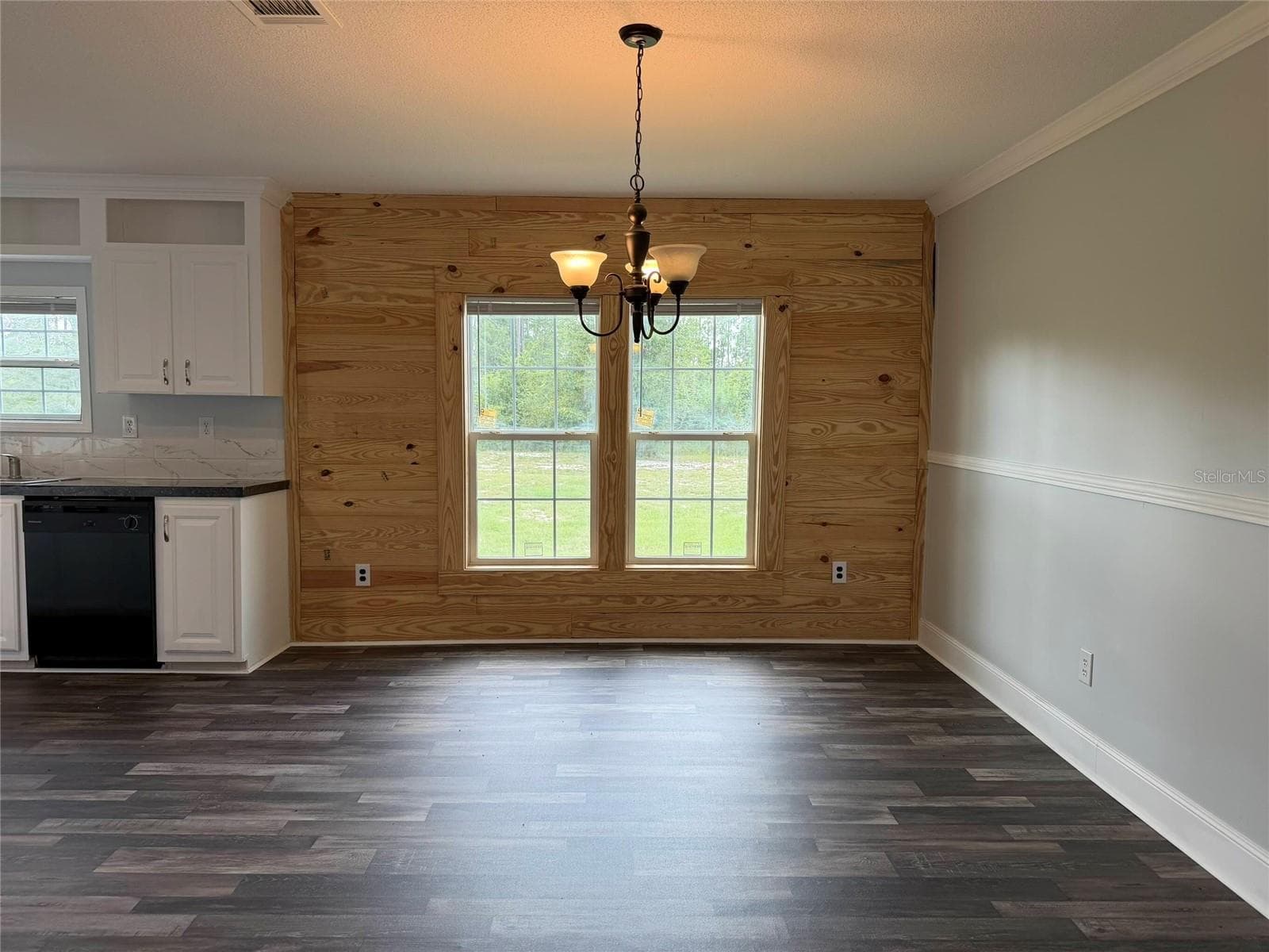 dining area - 2617 NW 58TH AVE, JENNINGS