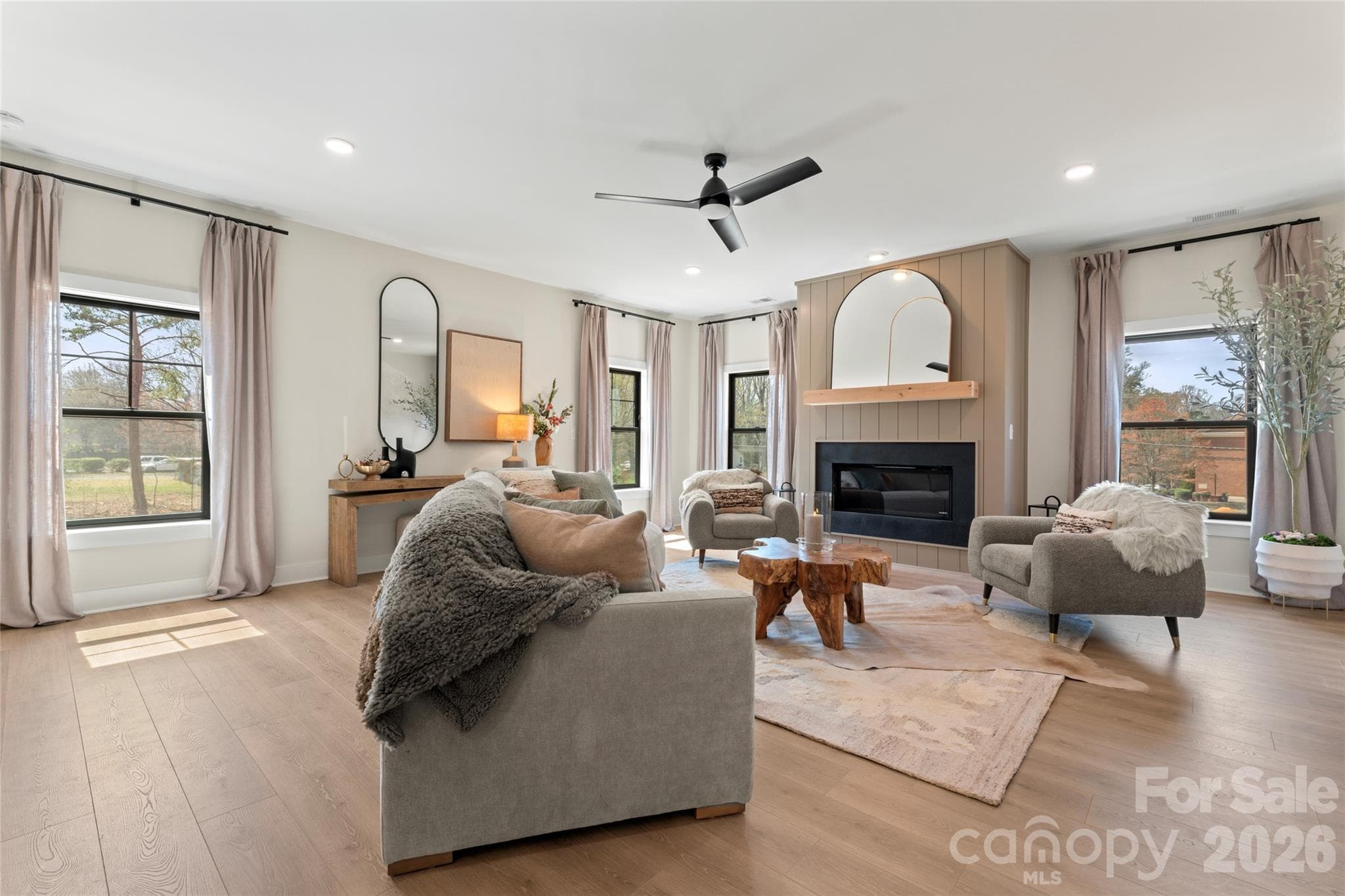 Townhouse at 309 Videri Alley, Huntersville, photo 6 of 19