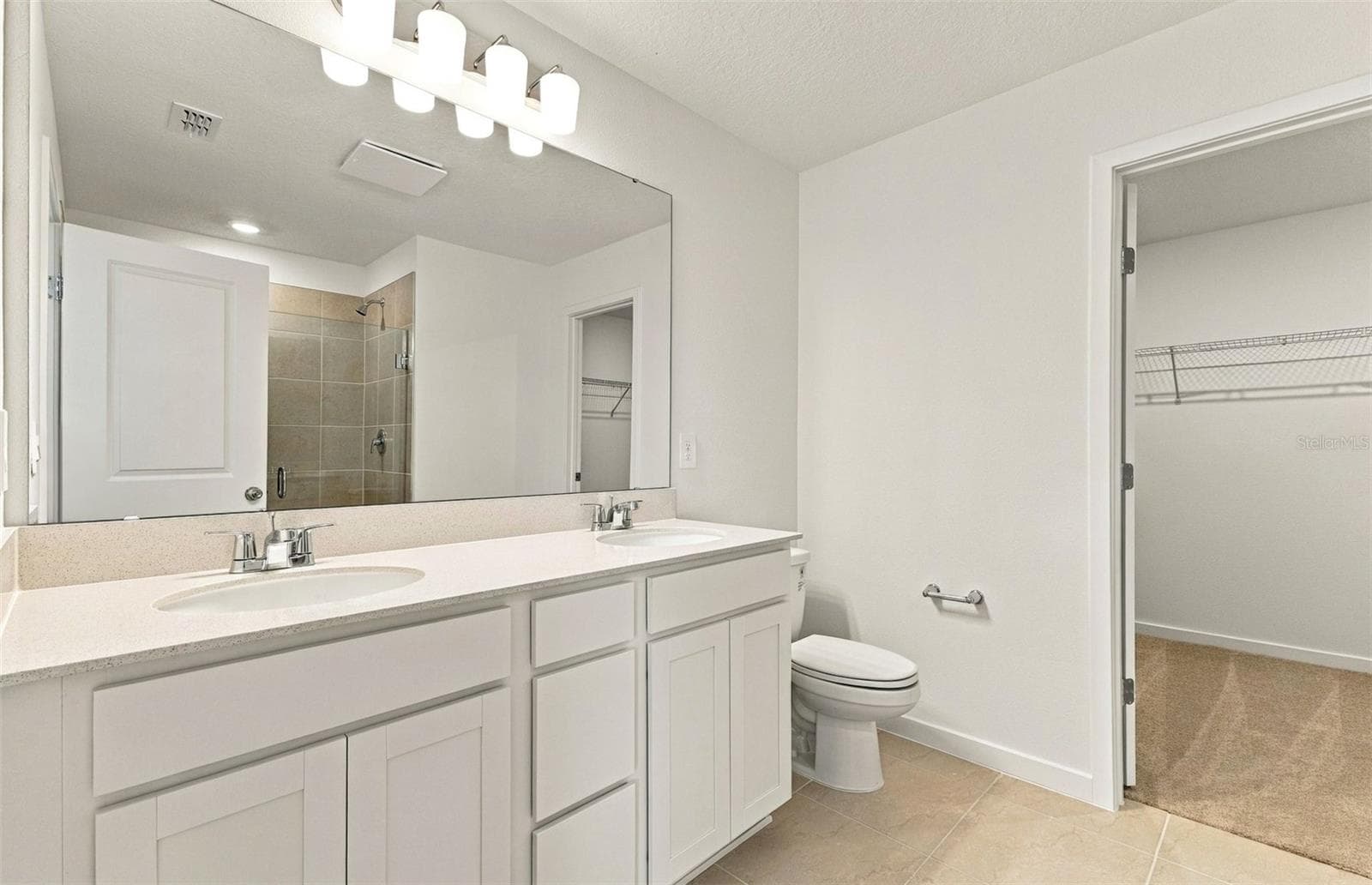 Owner's Bath w/Dual Sinks - 1543 HARTRIDGE CT, LAKE ALFRED