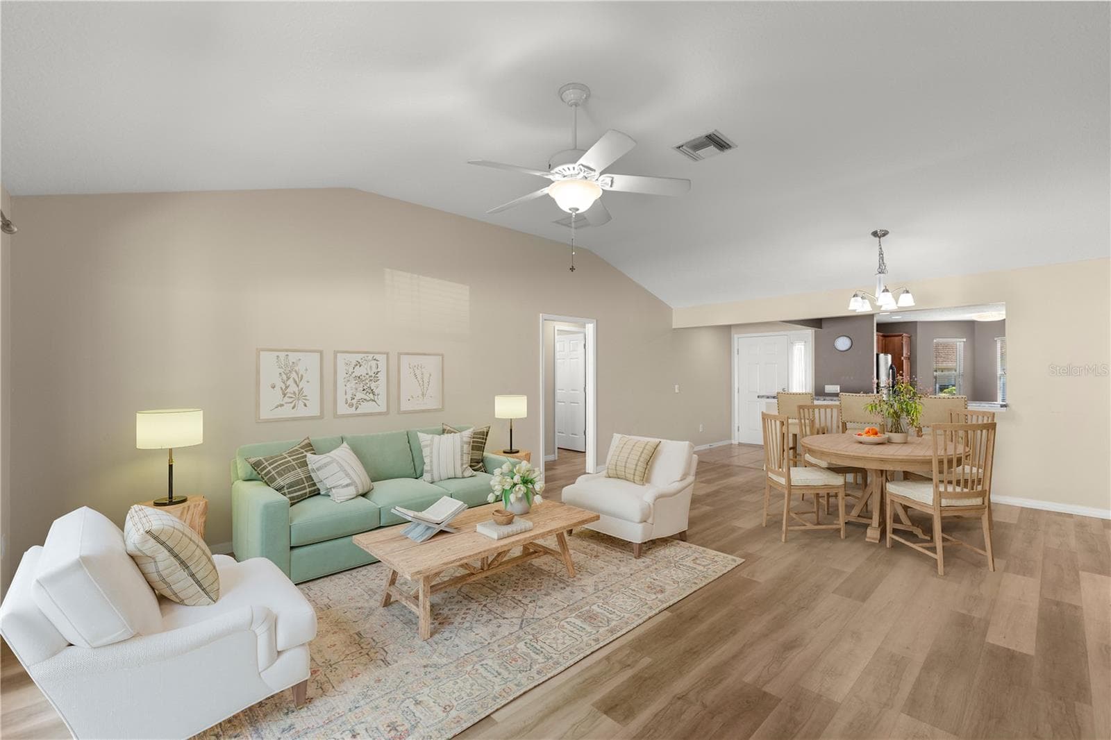 Open Living Area - 12166 NE 51ST CIR, OXFORD