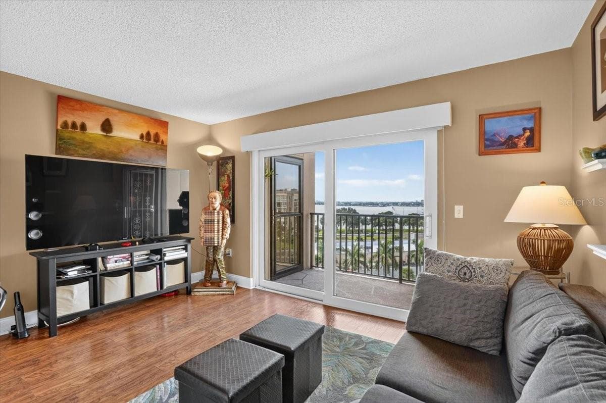 2nd bedroom - 7300 SUN ISLAND DR S #701, SOUTH PASADENA