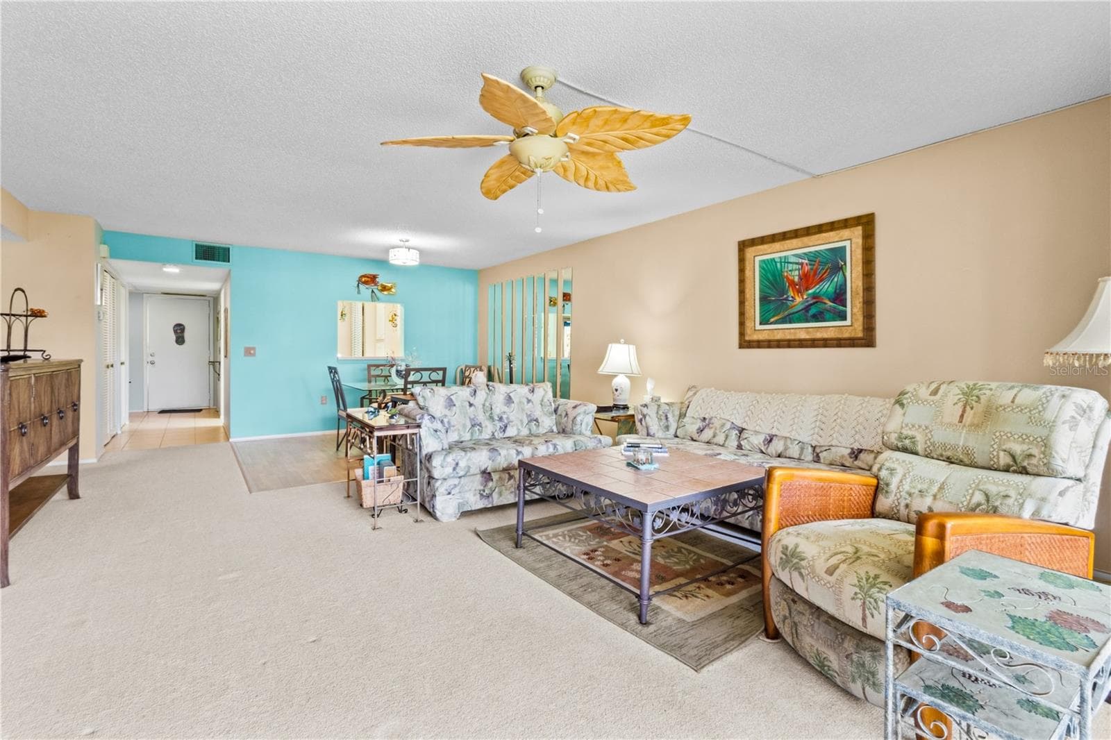Dining - Living Room - 521 LAKESIDE DR, BRADENTON