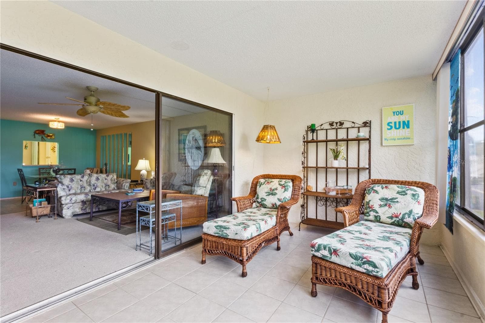 Lanai - 521 LAKESIDE DR, BRADENTON