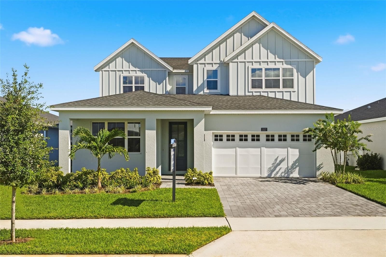 1527 RIDGEBACK LN