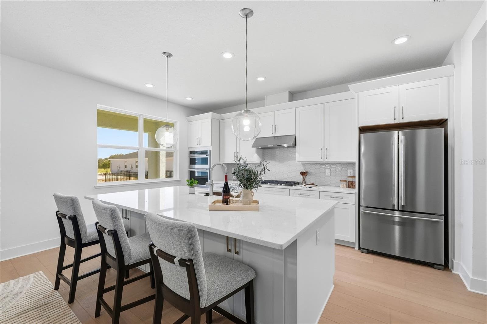 Gourmet kitchen - 1527 RIDGEBACK LN, APOPKA