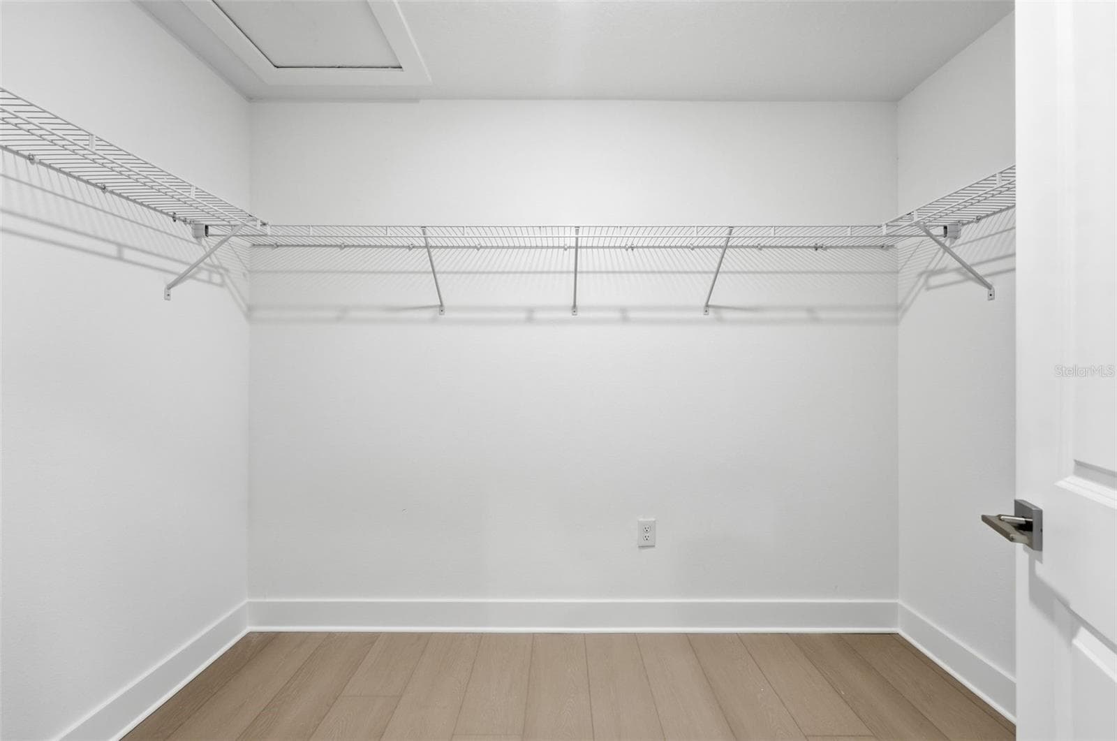 Dual walk in primary closets - 1527 RIDGEBACK LN, APOPKA
