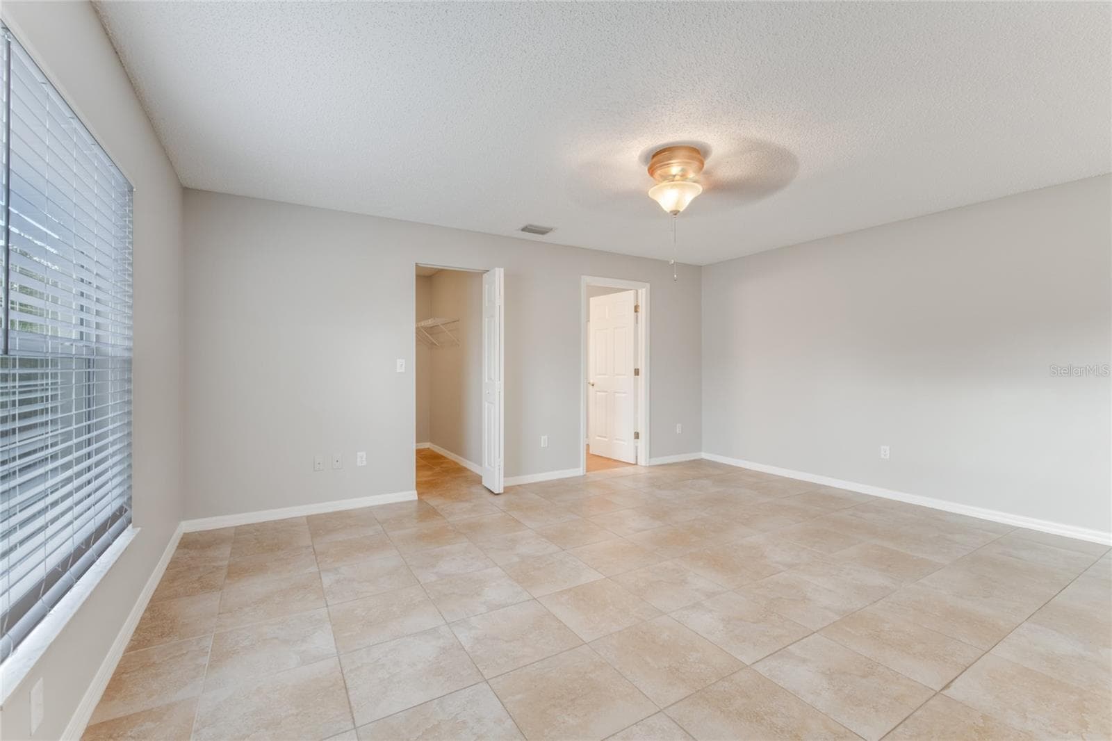 Single Family Residence at 209 PARKVIEW DR, PALM COAST, photo 14 of 28
