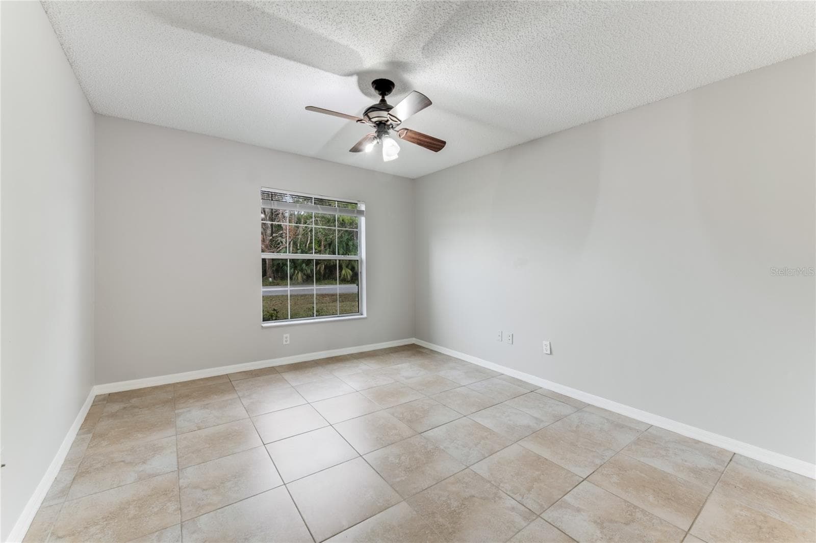 Single Family Residence at 209 PARKVIEW DR, PALM COAST, photo 18 of 28