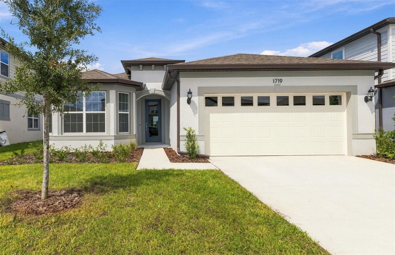 1719 RUBY LN