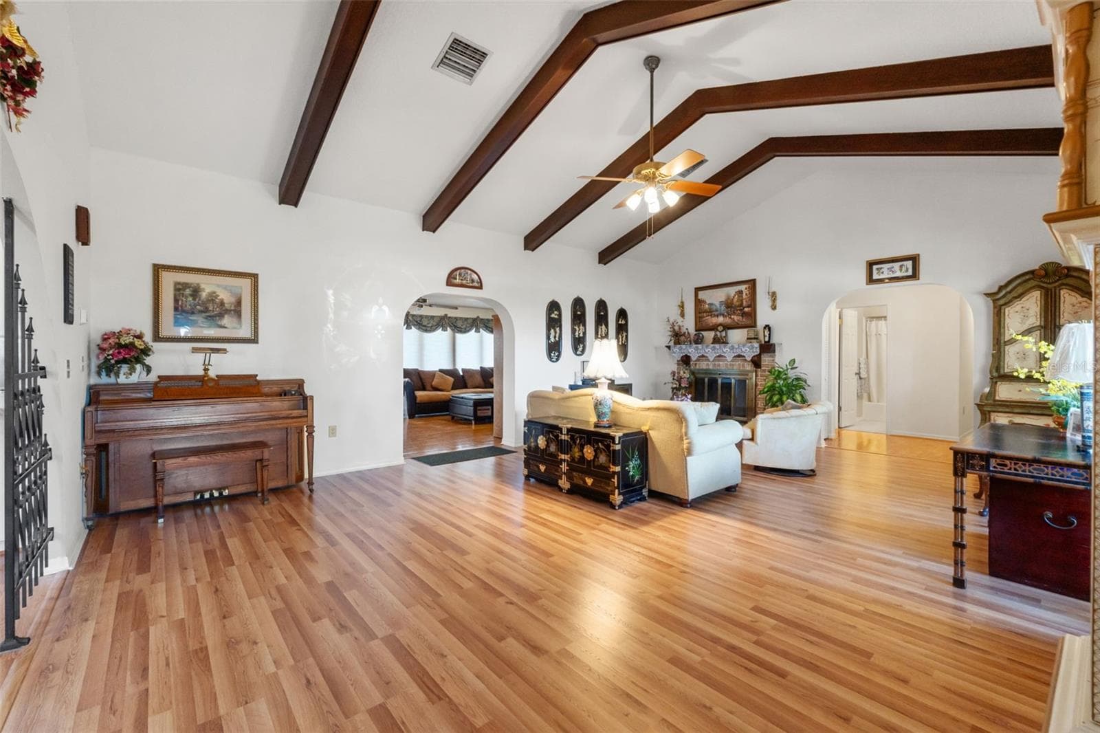 Single Family Residence at 8943 SILVER LAKE DR, LEESBURG, photo 5 of 54