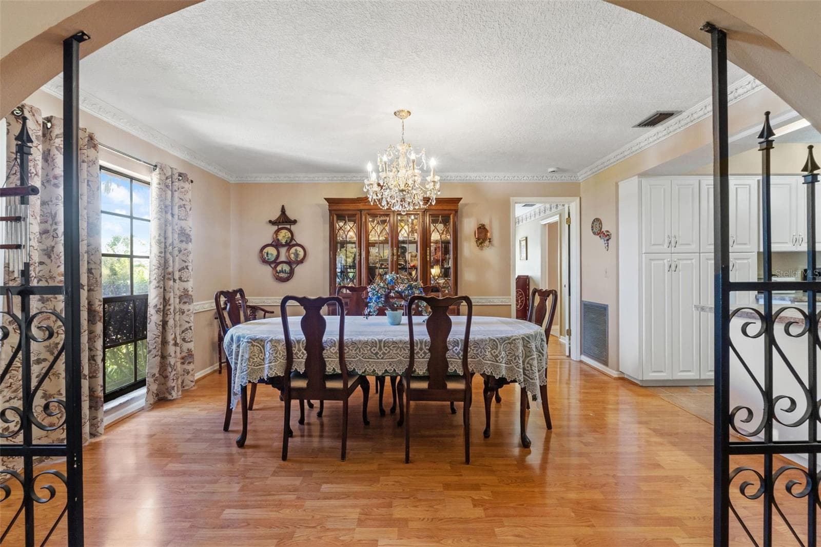 Single Family Residence at 8943 SILVER LAKE DR, LEESBURG, photo 10 of 54