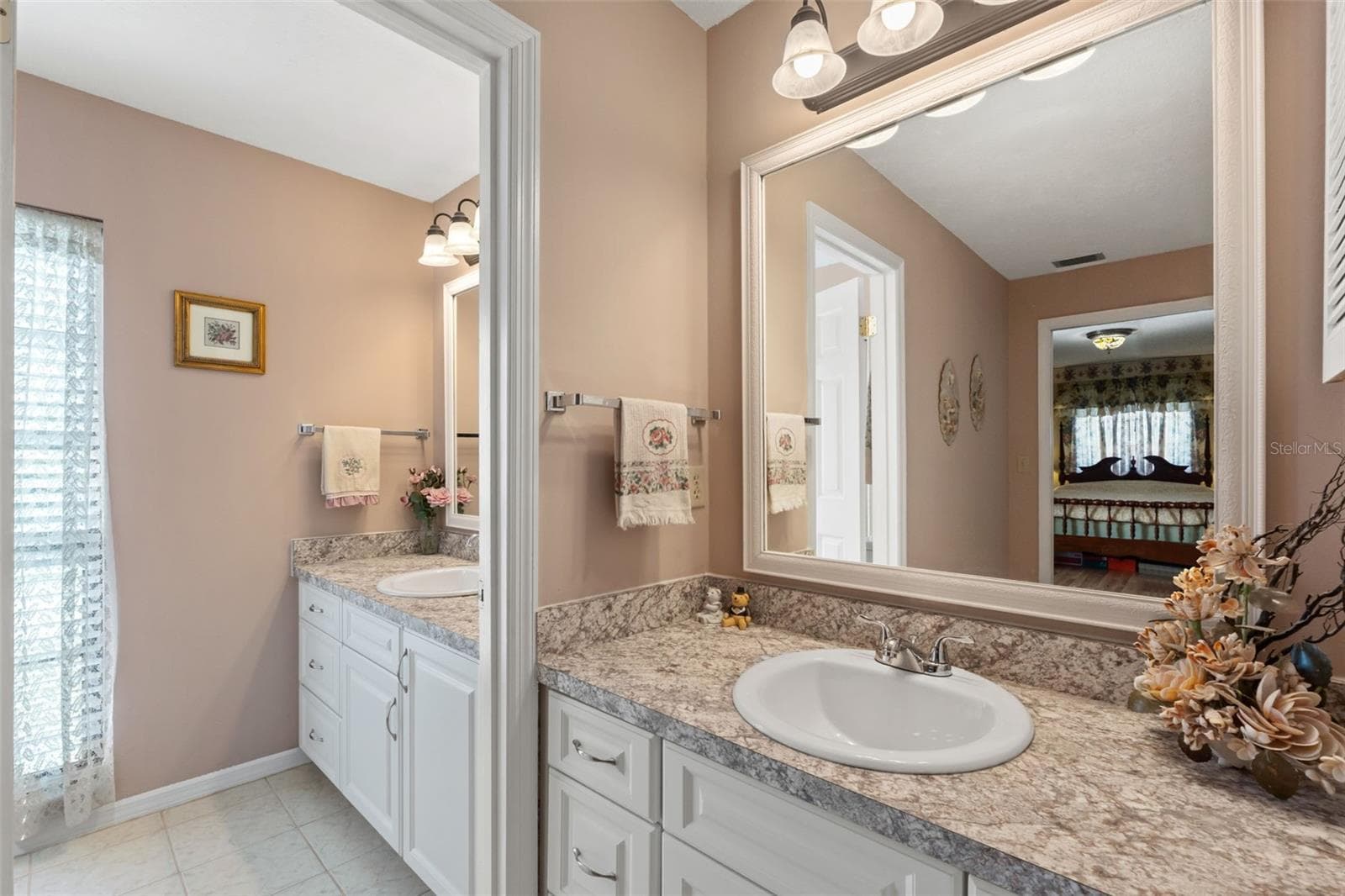 Single Family Residence at 8943 SILVER LAKE DR, LEESBURG, photo 18 of 54