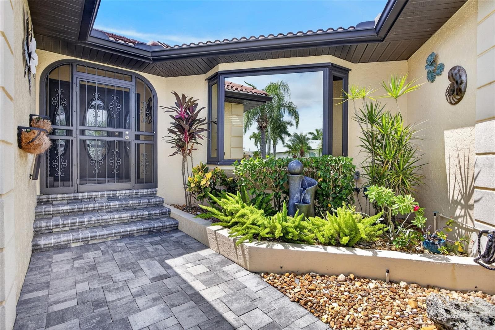 Single Family Residence at 3323 DOMINICA CT, PUNTA GORDA, photo 4 of 66