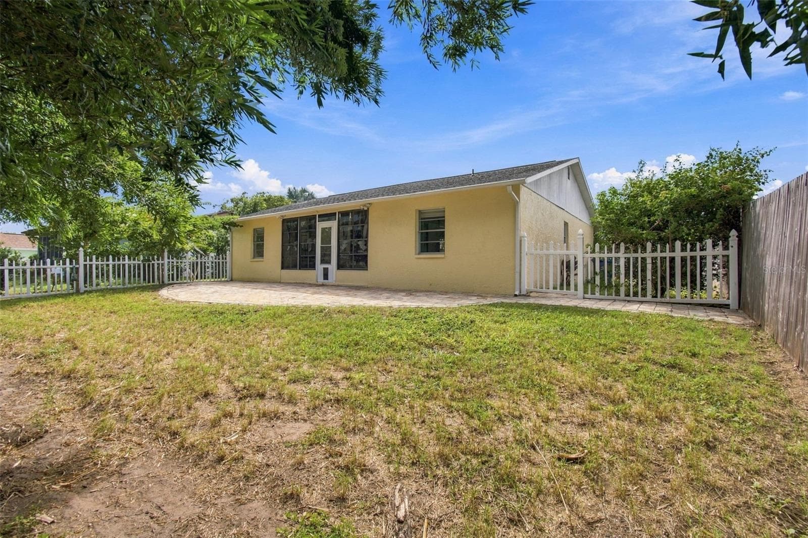Single Family Residence at 3031 MUIR ST, HOLIDAY, photo 34 of 53