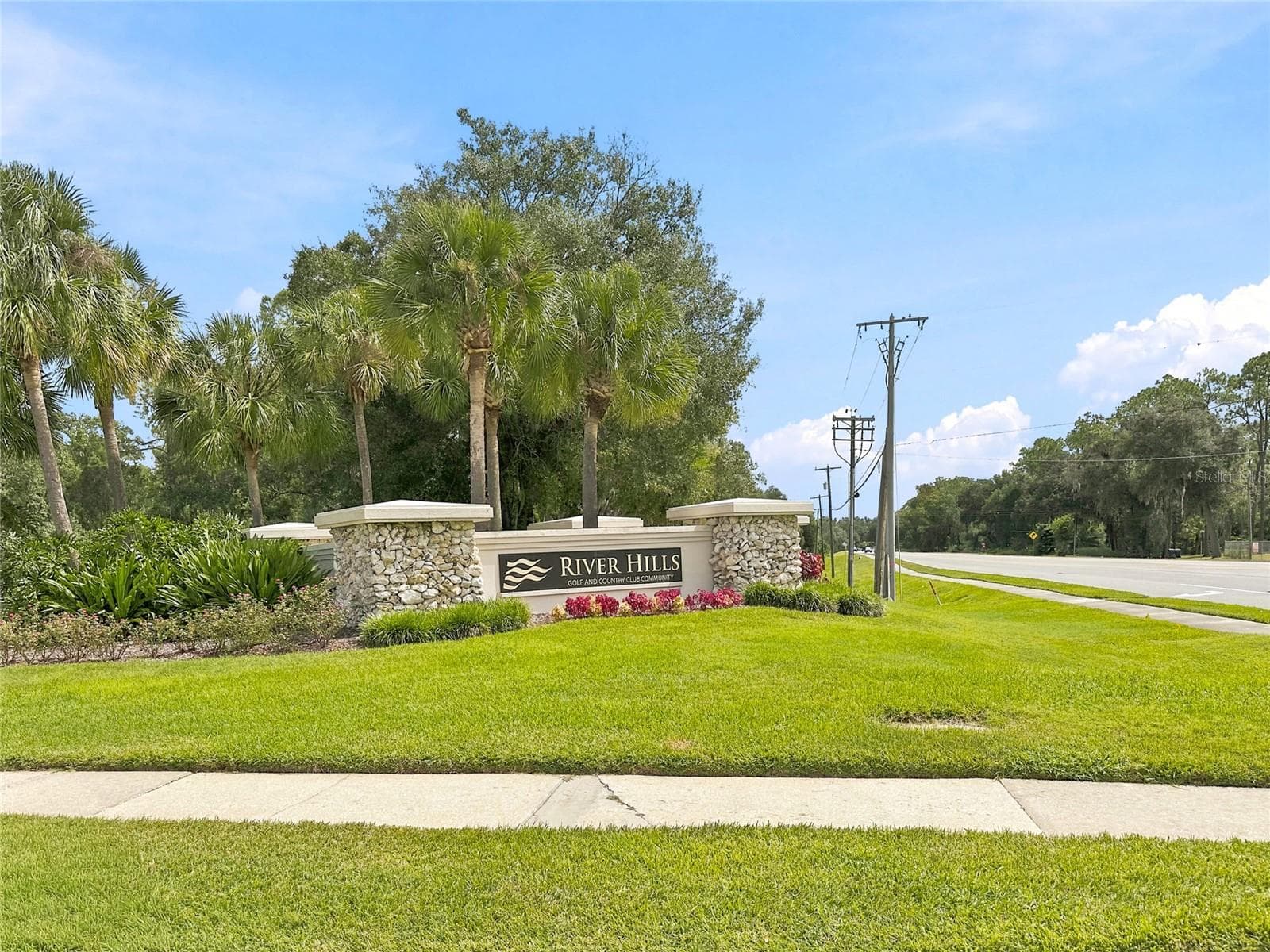 Single Family Residence at 3230 STONEBRIDGE TRL, VALRICO, photo 60 of 73